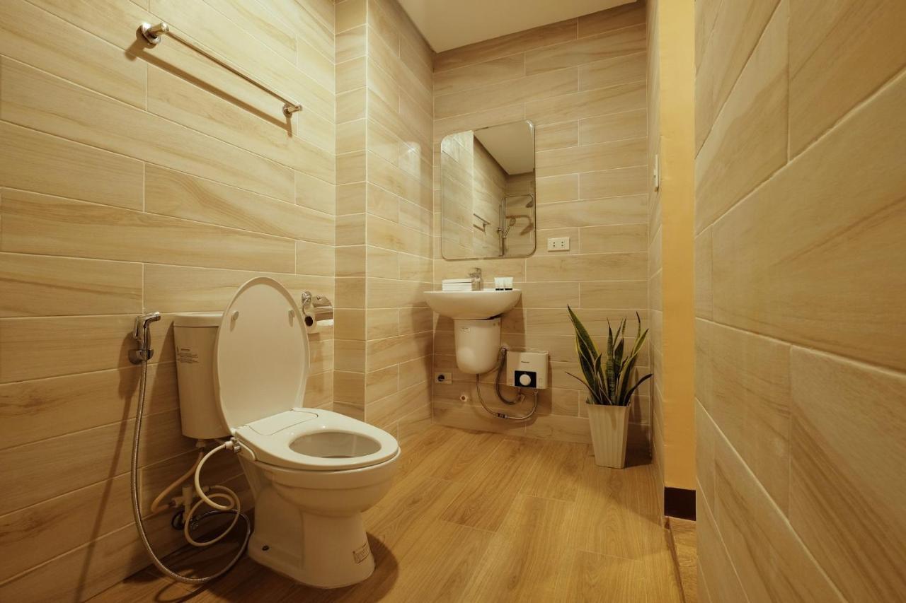 Jai-Cob'S Suites Coron Exterior photo