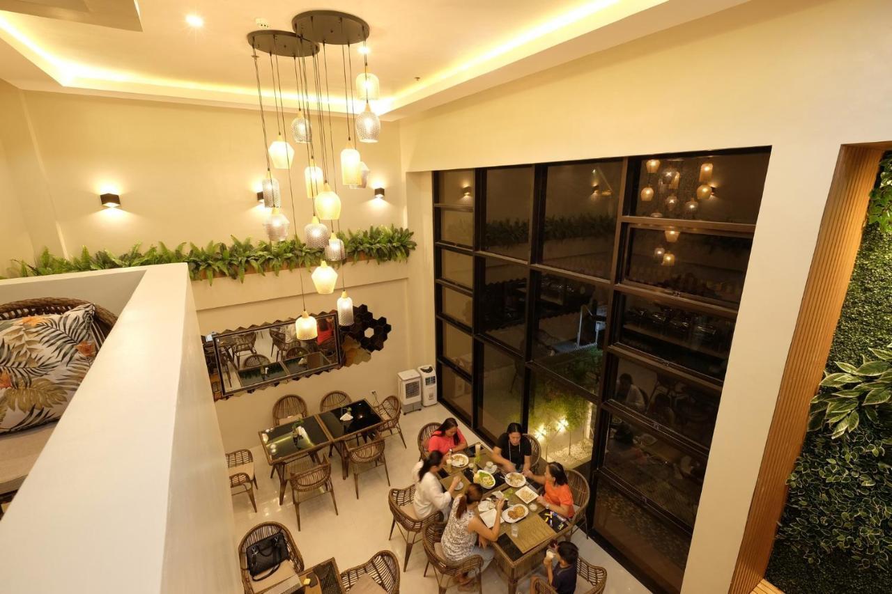 Jai-Cob'S Suites Coron Exterior photo