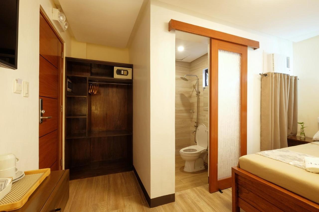 Jai-Cob'S Suites Coron Exterior photo